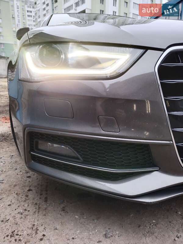 Универсал Audi A4 2015 в Харькове