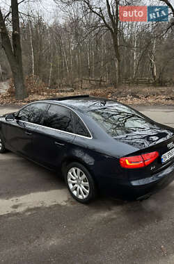 Седан Audi A4 2012 в Києві