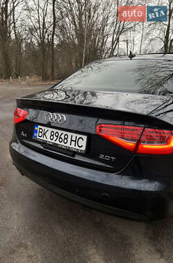 Седан Audi A4 2012 в Києві