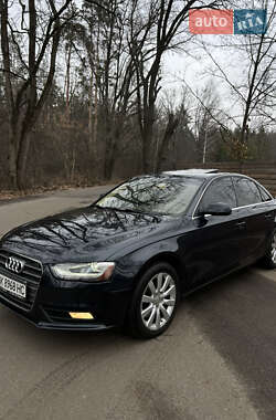 Седан Audi A4 2012 в Києві