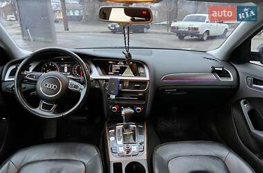 Седан Audi A4 2015 в Дніпрі