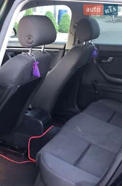 Универсал Audi A4 2001 в Владимирце
