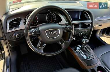 Седан Audi A4 2012 в Львові