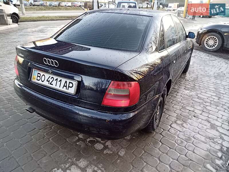 Седан Audi A4 1997 в Николаеве