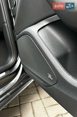 Седан Audi A4 2020 в 