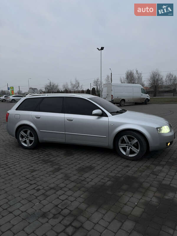Универсал Audi A4 2004 в Киеве