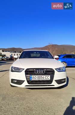 Седан Audi A4 2014 в Сваляві