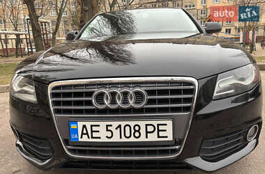 Седан Audi A4 2012 в Днепре