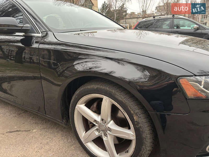 Седан Audi A4 2012 в Днепре