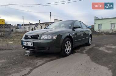 Седан Audi A4 2001 в Любешові