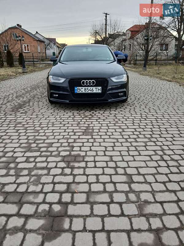 Седан Audi A4 2012 в 