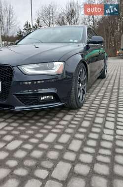 Седан Audi A4 2012 в 