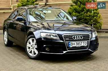 Седан Audi A4 2011 в Одессе