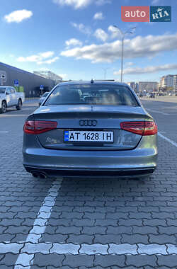 Седан Audi A4 2015 в 