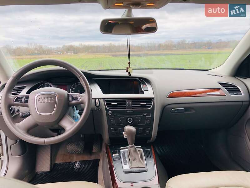 Седан Audi A4 2011 в Конотопе