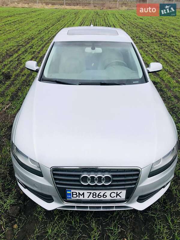 Седан Audi A4 2011 в Конотопе