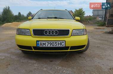 Универсал Audi A4 1998 в Звягеле