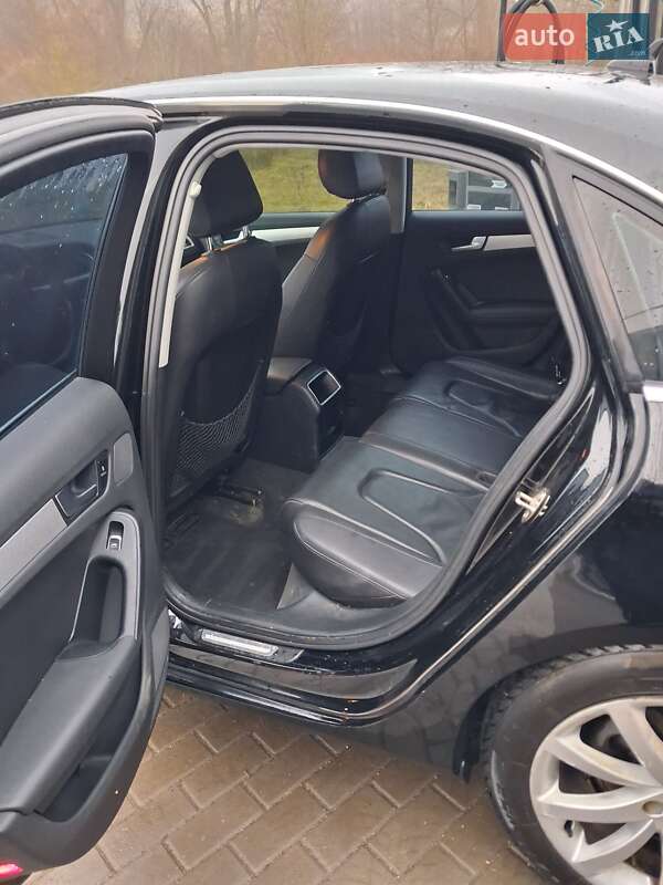 Седан Audi A4 2013 в Жмеринці