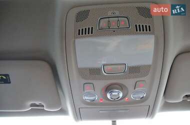 Седан Audi A4 2012 в 