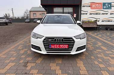 Седан Audi A4 2017 в Львові