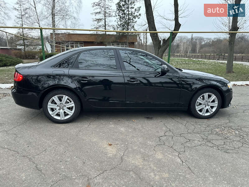 Седан Audi A4 2010 в Белой Церкви