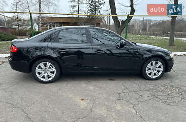 Седан Audi A4 2010 в Белой Церкви