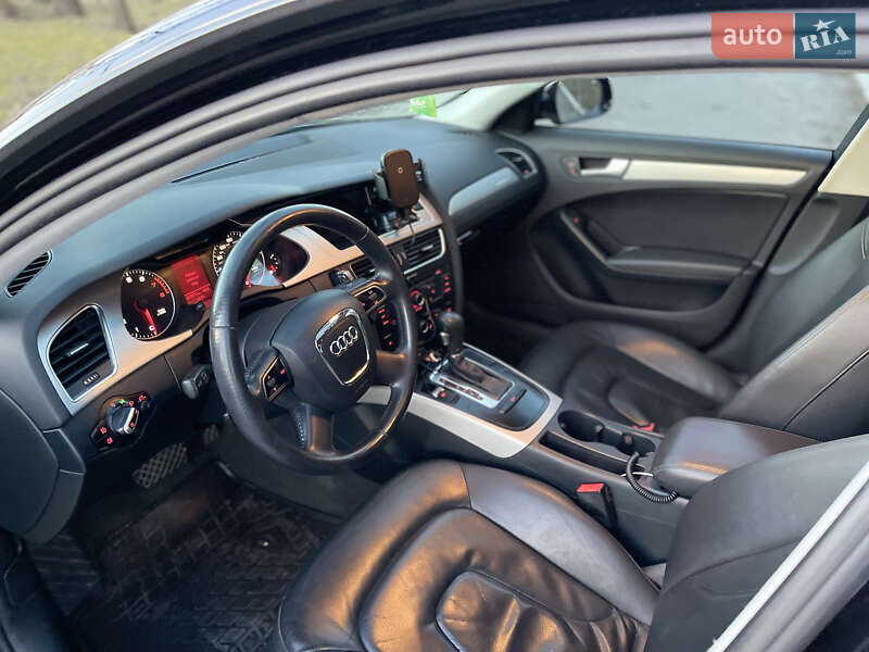 Седан Audi A4 2010 в Белой Церкви