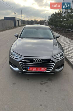 Седан Audi A4 2022 в Києві