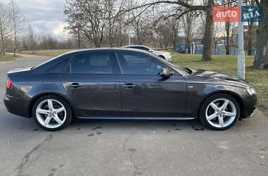 Седан Audi A4 2010 в 