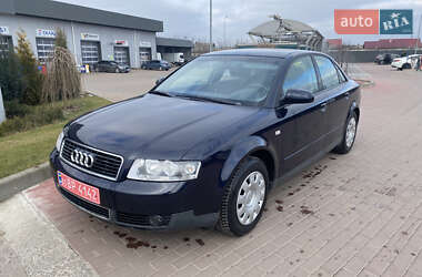 Седан Audi A4 2002 в Сарнах