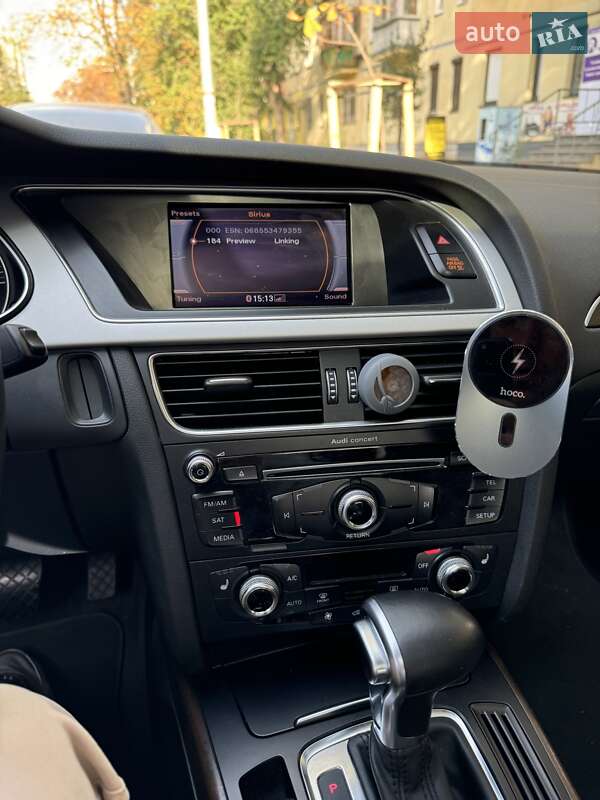 Седан Audi A4 2015 в Гатне