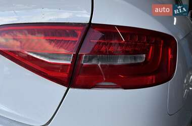 Седан Audi A4 2015 в 