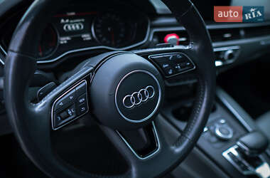 Седан Audi A4 2017 в Киеве