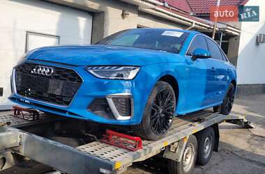Седан Audi A4 2020 в 