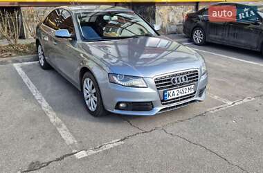 Седан Audi A4 2010 в Бучі