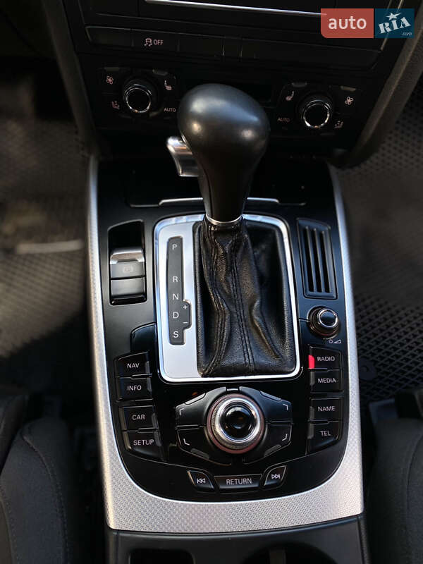 Универсал Audi A4 2011 в Староконстантинове