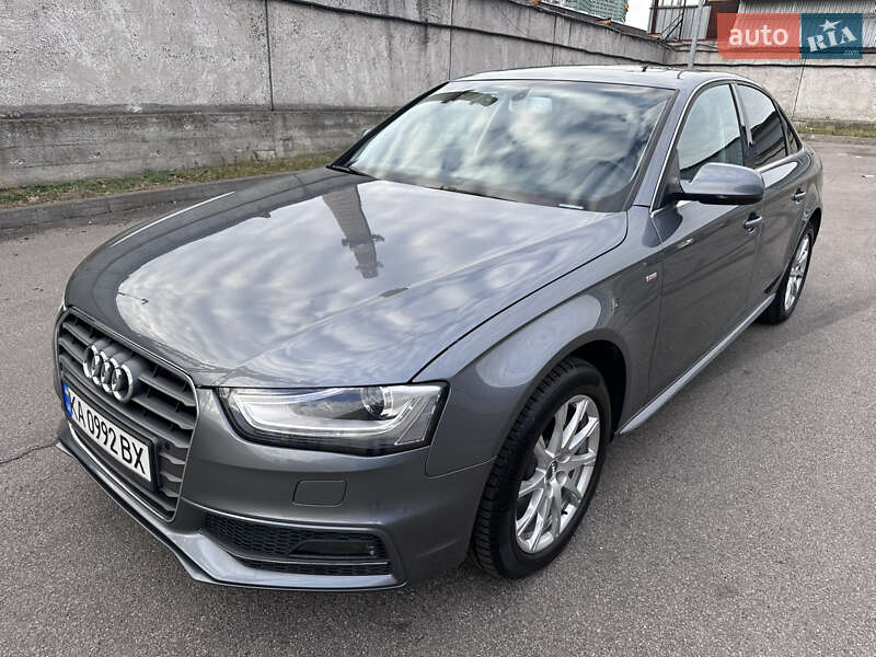 Седан Audi A4 2014 в Киеве