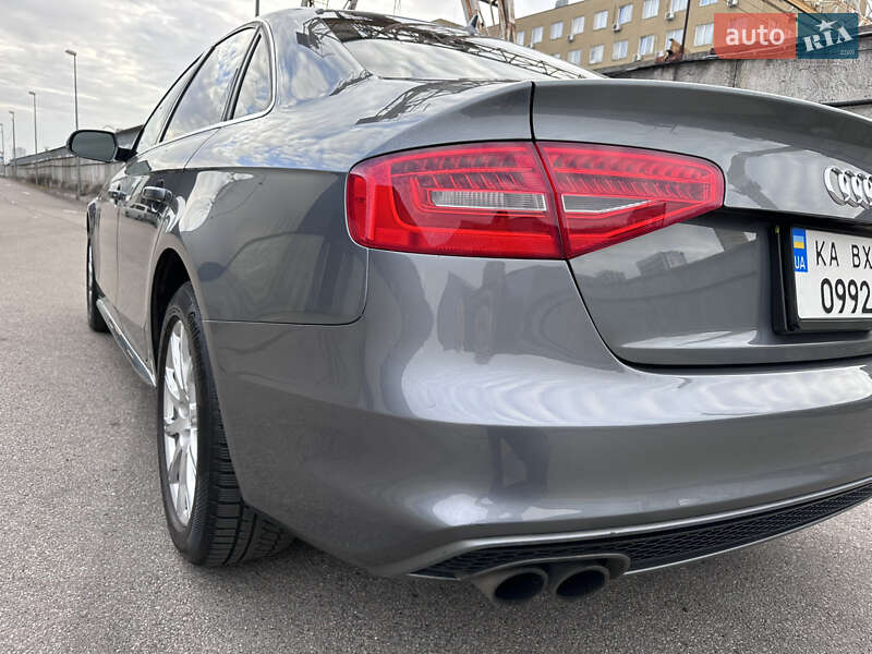 Седан Audi A4 2014 в Киеве