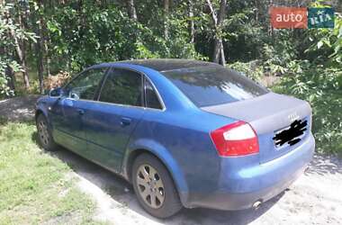 Седан Audi A4 2001 в 