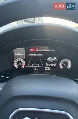 Седан Audi A4 2023 в 