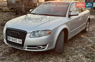 Седан Audi A4 2004 в Млинове