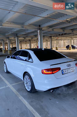 Седан Audi A4 2015 в Киеве