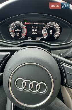 Седан Audi A4 2023 в 