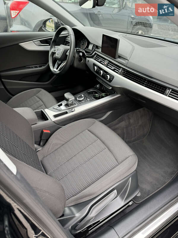 Универсал Audi A4 2018 в Мукачево фото 3 Универсал Audi A4 2018 в Мукачево