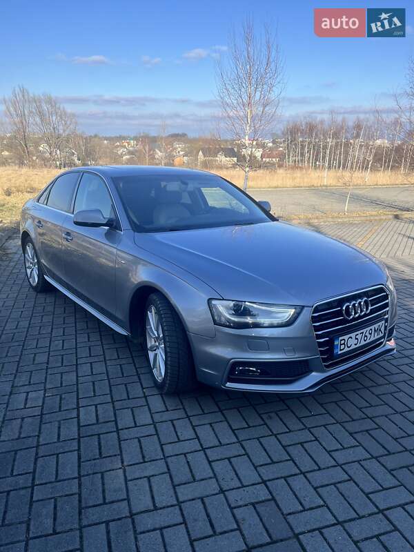 Седан Audi A4 2015 в Дрогобичі
