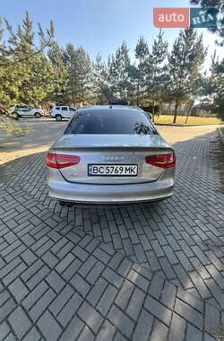 Седан Audi A4 2015 в Дрогобичі