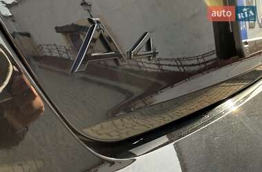 Седан Audi A4 2022 в Львове