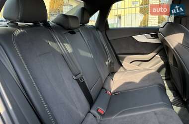Седан Audi A4 2022 в Львове