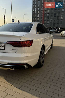 Седан Audi A4 2020 в 