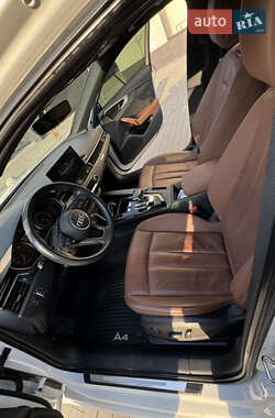 Седан Audi A4 2020 в 
